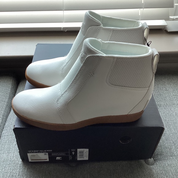SOREL Out N About Wedge Bootie (Women) 9M - Picture 5 of 9